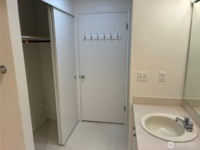 21301 52nd Avenue W B111, Mountlake Terrace WA 98043