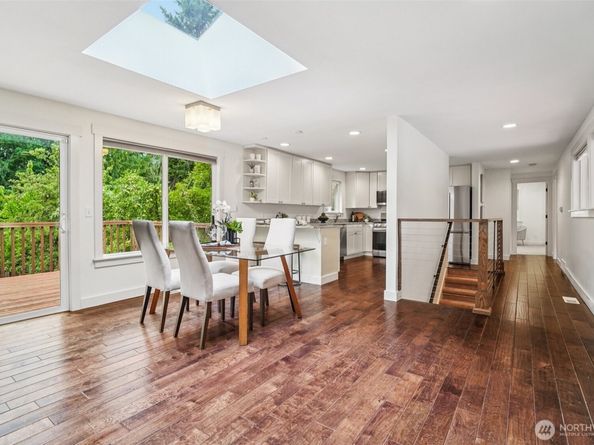3047 124th Avenue NE, Bellevue WA 98005