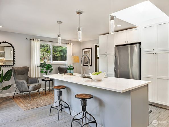 10442 NE 142nd Street, Kirkland WA 98034