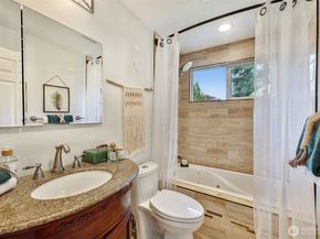 10442 NE 142nd Street, Kirkland WA 98034