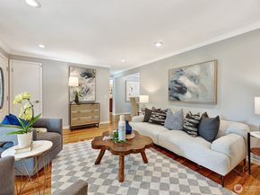 10442 NE 142nd Street, Kirkland WA 98034
