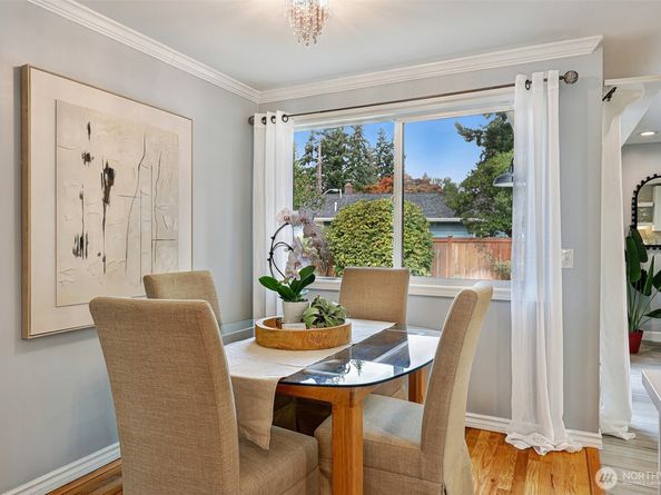 10442 NE 142nd Street, Kirkland WA 98034