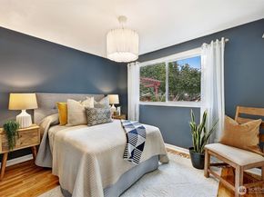 10442 NE 142nd Street, Kirkland WA 98034