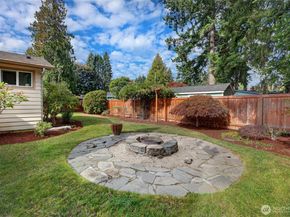 10442 NE 142nd Street, Kirkland WA 98034