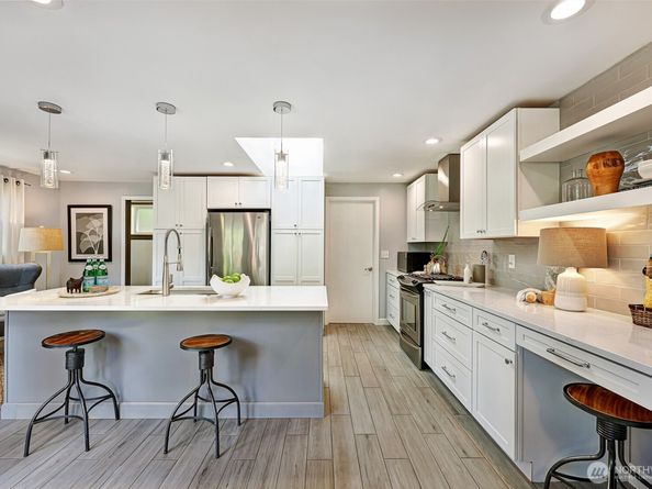 10442 NE 142nd Street, Kirkland WA 98034