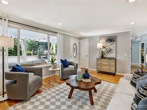 10442 NE 142nd Street, Kirkland WA 98034