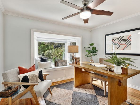 10442 NE 142nd Street, Kirkland WA 98034