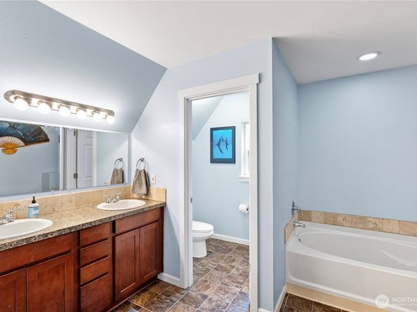 13512 NW Coho Run, Bremerton WA 98312