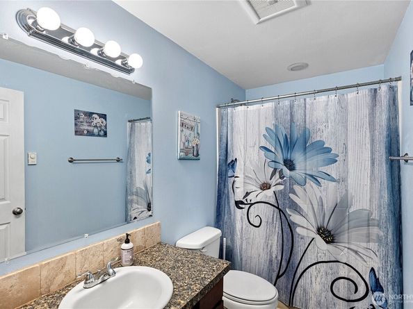 13512 NW Coho Run, Bremerton WA 98312