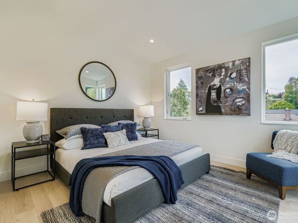 8810 41st Avenue SW, Seattle WA 98136