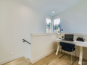 8810 41st Avenue SW, Seattle WA 98136