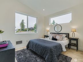 8810 41st Avenue SW, Seattle WA 98136