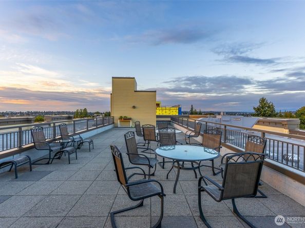 6015 Phinney Avenue N 402, Seattle WA 98103