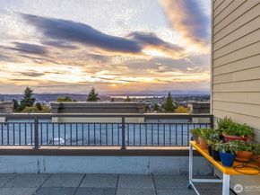 6015 Phinney Avenue N 402, Seattle WA 98103