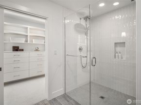 317 5th Avenue 103, Kirkland WA 98033