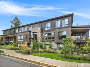 317 5th Avenue 103, Kirkland WA 98033