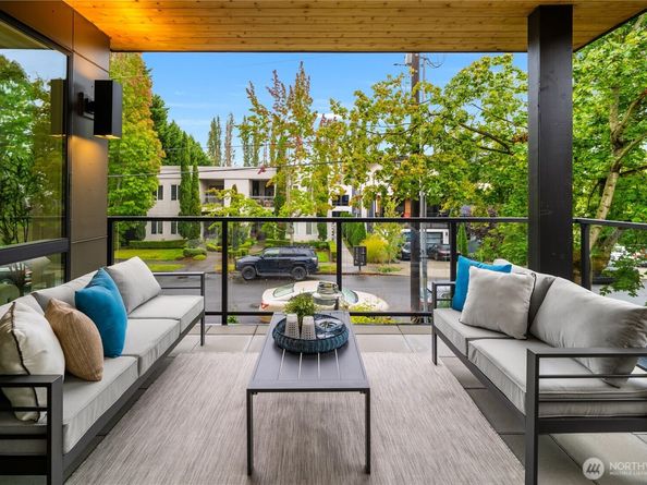 317 5th Avenue 103, Kirkland WA 98033