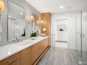 317 5th Avenue 103, Kirkland WA 98033