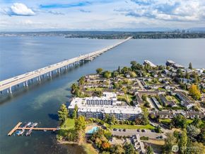 2502 Canterbury Lane E 406, Seattle WA 98112