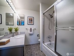 2502 Canterbury Lane E 406, Seattle WA 98112