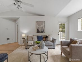 5620 14th Drive W Q 305, Everett WA 98203