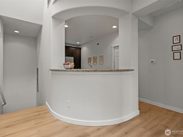 1416 Huckleberry Circle, Issaquah WA 98029
