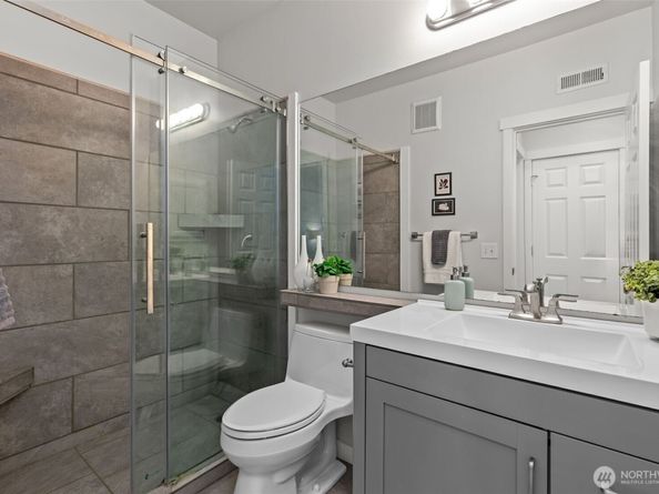 1416 Huckleberry Circle, Issaquah WA 98029