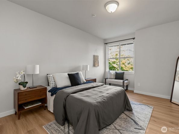 1416 Huckleberry Circle, Issaquah WA 98029