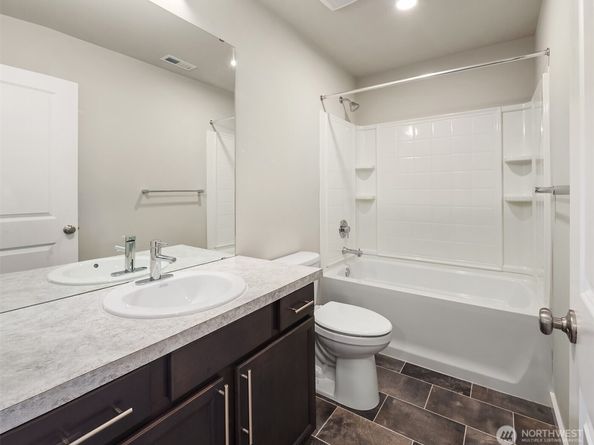 309 207th Place SE, Bothell WA 98012