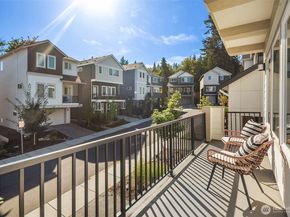 309 207th Place SE, Bothell WA 98012