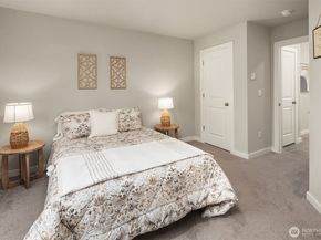 309 207th Place SE, Bothell WA 98012