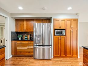 14227 192nd Avenue NE, Woodinville WA 98077