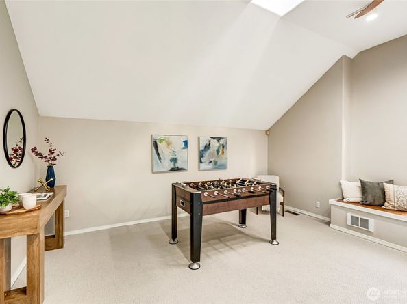 14227 192nd Avenue NE, Woodinville WA 98077