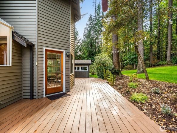 14227 192nd Avenue NE, Woodinville WA 98077