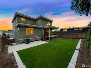 4888 194th Avenue SE, Issaquah WA 98027