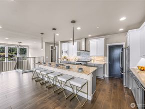 4888 194th Avenue SE, Issaquah WA 98027