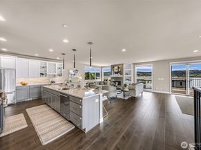 4888 194th Avenue SE, Issaquah WA 98027