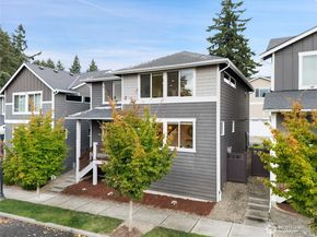 1008 Samara Street, Bremerton WA 98310