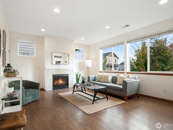 1008 Samara Street, Bremerton WA 98310
