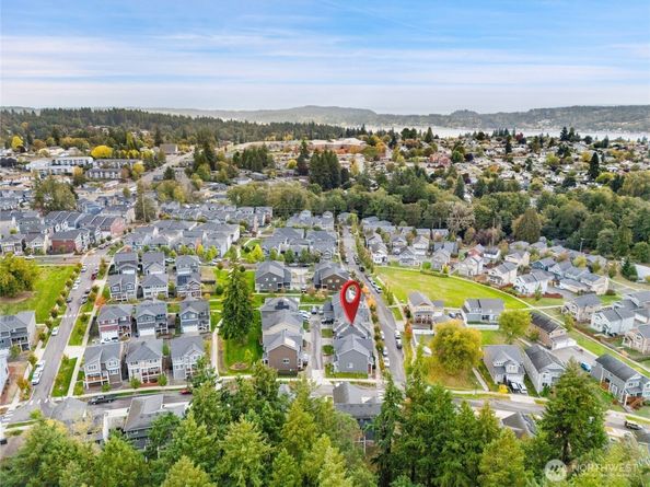 1008 Samara Street, Bremerton WA 98310