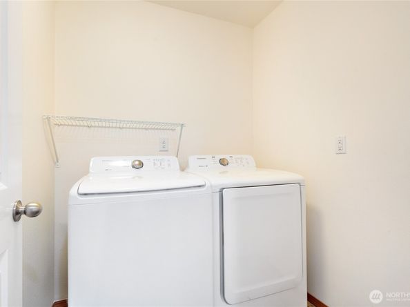 1008 Samara Street, Bremerton WA 98310