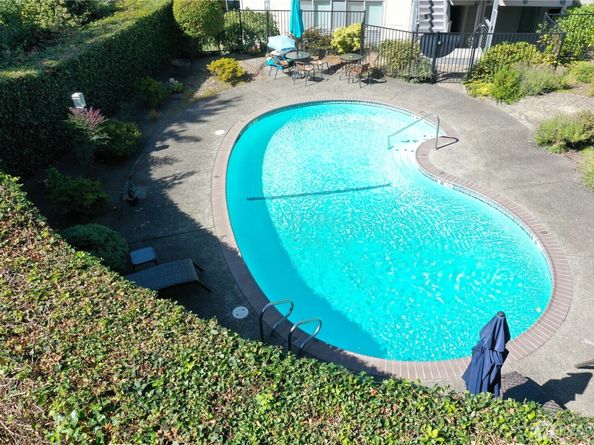 2200 Alki Avenue SW 103, Seattle WA 98116