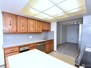 2200 Alki Avenue SW 103, Seattle WA 98116