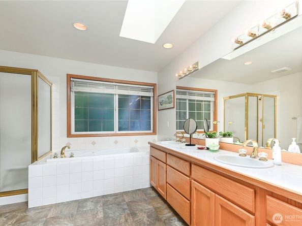 1712 144th Place SE, Mill Creek WA 98012