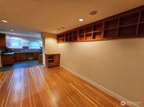 9380 Ferncliff Avenue NE, Bainbridge Island WA 98110