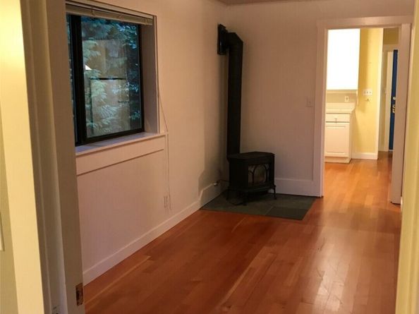 9380 Ferncliff Avenue NE, Bainbridge Island WA 98110