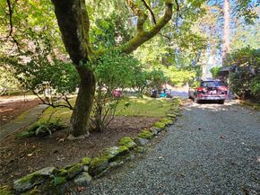 9380 Ferncliff Avenue NE, Bainbridge Island WA 98110