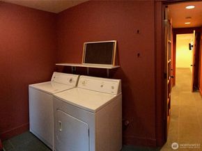 9380 Ferncliff Avenue NE, Bainbridge Island WA 98110