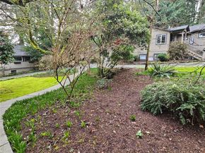 9380 Ferncliff Avenue NE, Bainbridge Island WA 98110