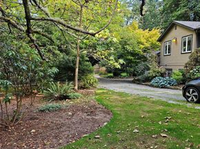 9380 Ferncliff Avenue NE, Bainbridge Island WA 98110